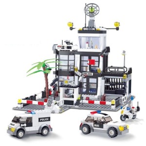 KLOCKI FIGURKI Zestaw Police City 631szt