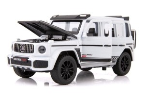 Model Samochód Mercedes G klasa BRABUS G65 1:32